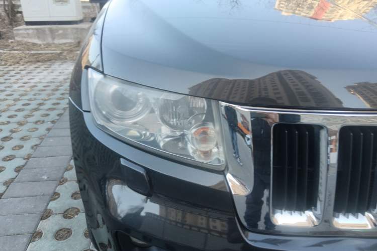 Used Jeep Grand Cherokee 2011 3.6L Comfort Edition
