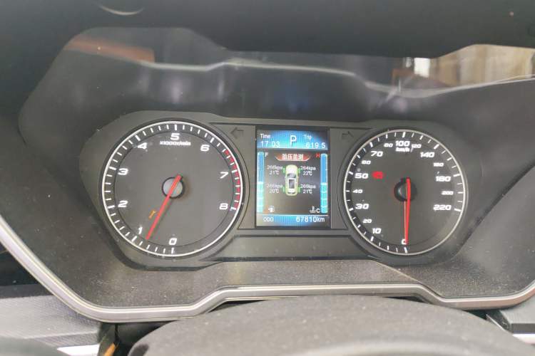 Used Zotye T700 2017 1.8T Dual-Clutch Luxury Model
