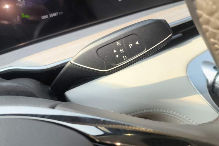 Used EXEED Stellar C-DM 2025 200 with Ultra-Long Range Max All-Wheel Drive