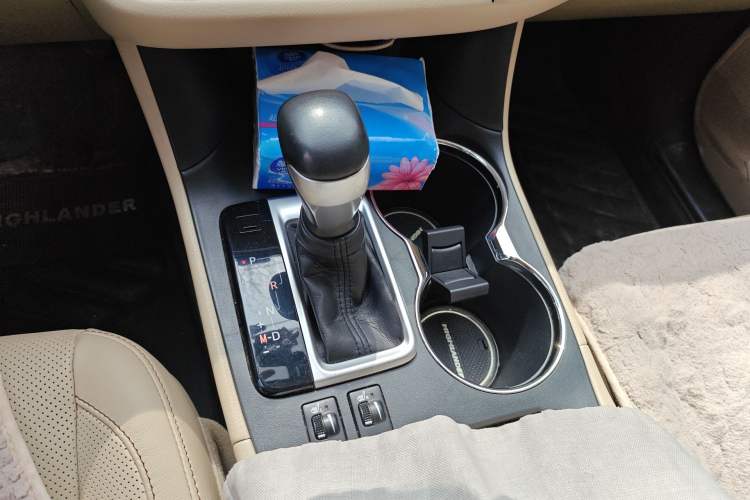 Used Toyota Highlander 2015 2.0T Four-Wheel Drive Luxury Edition 7-Seater
