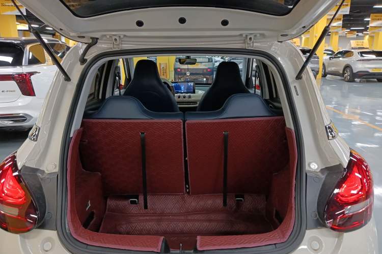 Used Wuling Bingo 2024 203km Light Edition Trunk