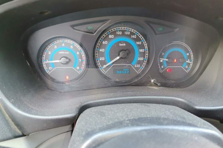 Used Soueast V3 Lingyue 2015 1.5L Manual Style Edition
