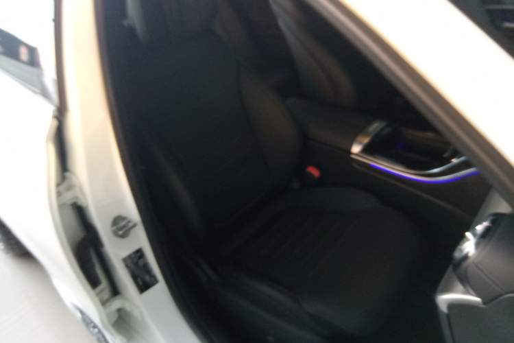 Used Mercedes-Benz C-Class 2023 Restyled C 260 L Sport Edition Right Front Seat