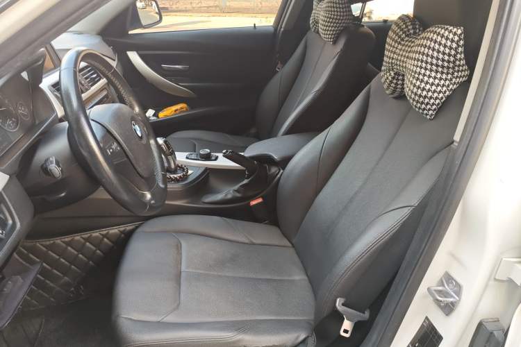 Used BMW 3 Series 2015 320Li Fashion Model
