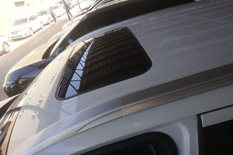 Used Mitsubishi Outlander 2019 2.0L Two-Wheel Drive Comfort Edition 5 Seats China VI Standard Roof