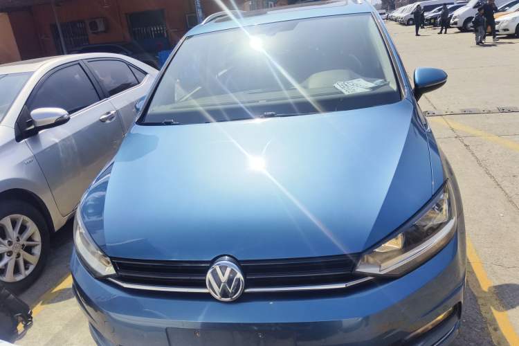 Used Volkswagen Touran 2018 Volkswagen Touran L 280TSI DSG Comfort Edition 7 Seats China V Emission Standard
