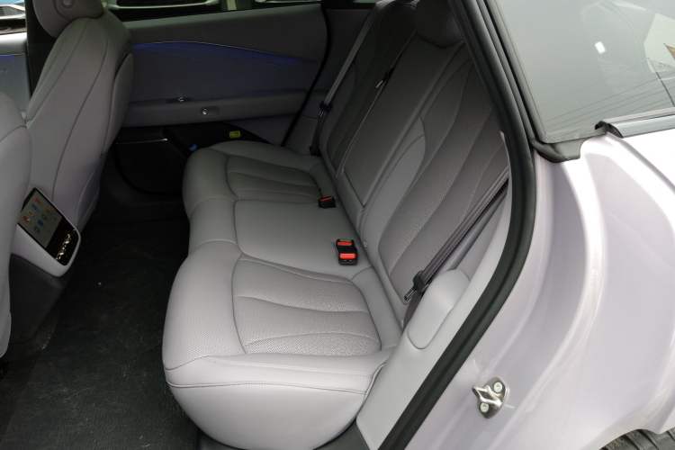 Used XPeng P7+ 2026 Model, Range-Extended 1550 Max Flagship Edition
