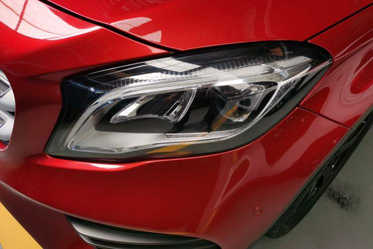 Used Mercedes-Benz GLA 2019 GLA 200 Fashion Model Left Front Headlight