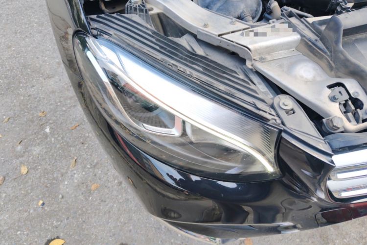 Used Mercedes-Benz GLC 2019 GLC 260 L 4MATIC Dynamic Model