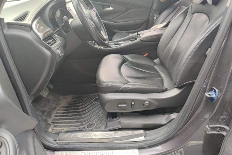 Used Buick Envision 2018 20T Two-Wheel-Drive Elite Model Left Front Seat