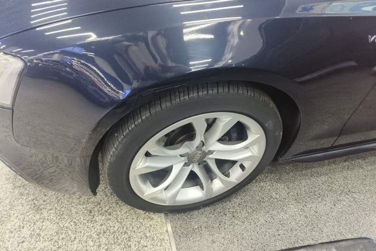 Used Audi S5 2012 S5 3.0T Coupe Left Front Wheel Hub