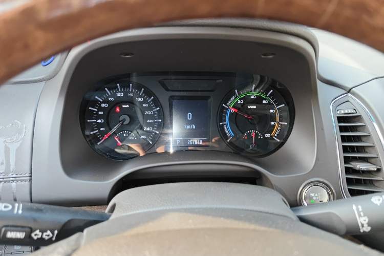 Used Roewe e950 2016 1.4T Luxury Edition