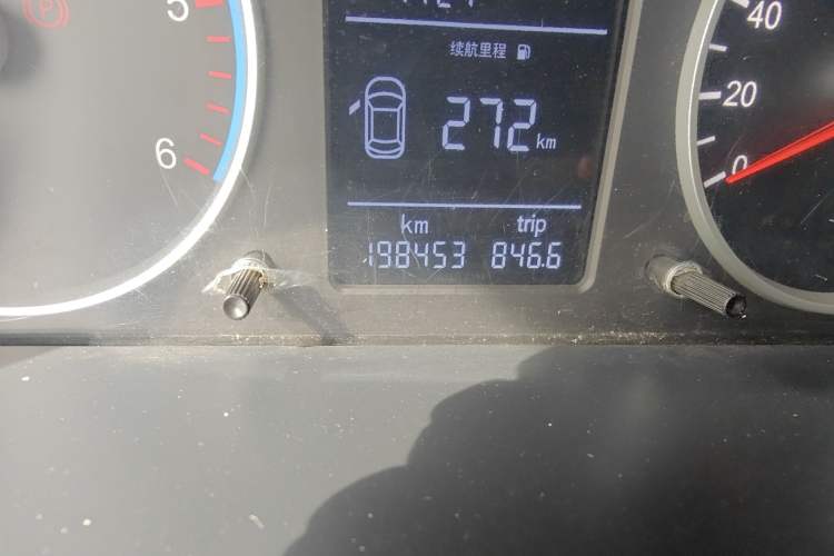 Used Foton Toano 2022 2.0T Manual Jixiang Multi-Function Long-Wheelbase Mid-Roof Single-Tire Rear 7/9-Seater 4F20TC3
