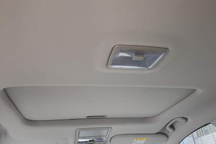 Used Chevrolet Captiva 2014 2.4L 4x4 Flagship Edition 7 Seats
