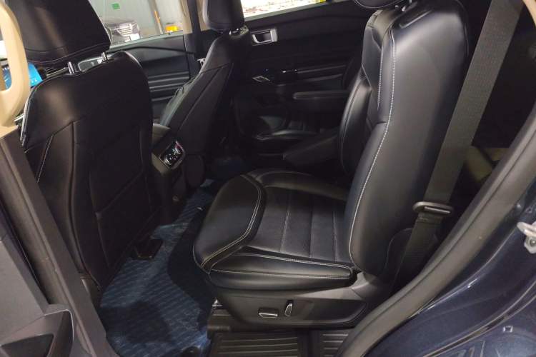 Used Ford Explorer 2023 EcoBoost 285 4x4 Trend Plus Edition 6 Seats