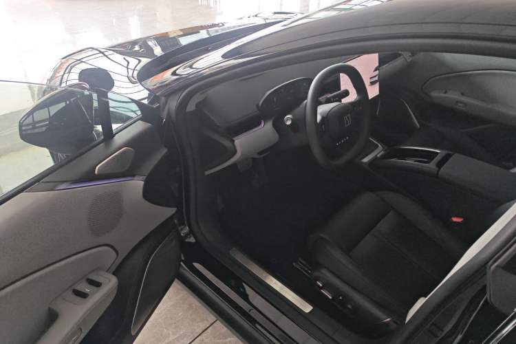 Used Zeekr 007 2025 Rear-Drive Intelligent Driving Version 75 kWh
