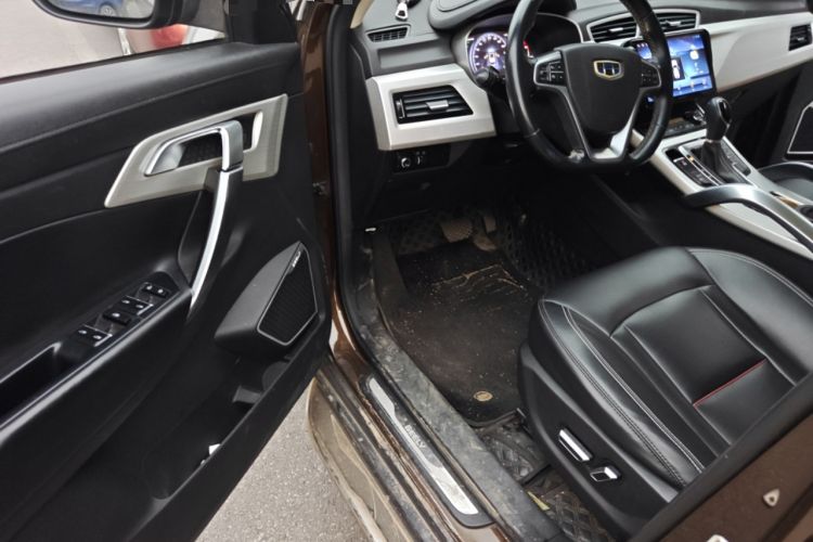 Used Geely Auto Emgrand X7 Sport 2018 1.8TD Automatic Two-Wheel Drive Smart Connect 4G Internet Edition