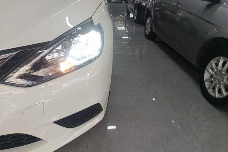 Used Nissan Sylphy 2022 Classic 1.6XE CVT Comfort Edition Left Front Headlight