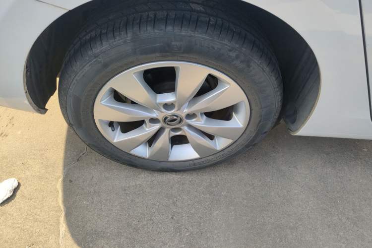 Used Dongfeng Aeolus L60 2015 1.8L Automatic New Enjoyment Model
