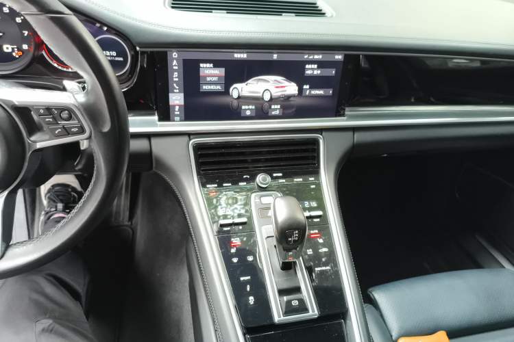 Used Porsche Panamera 2019 Panamera 2.9T Audio And AC Panel