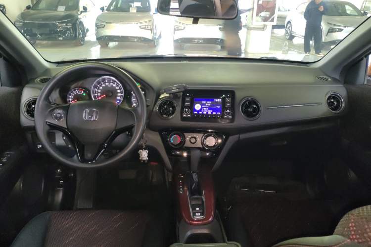 Used Honda XR-V 2017 1.5L LXi CVT Classic Edition Center Console