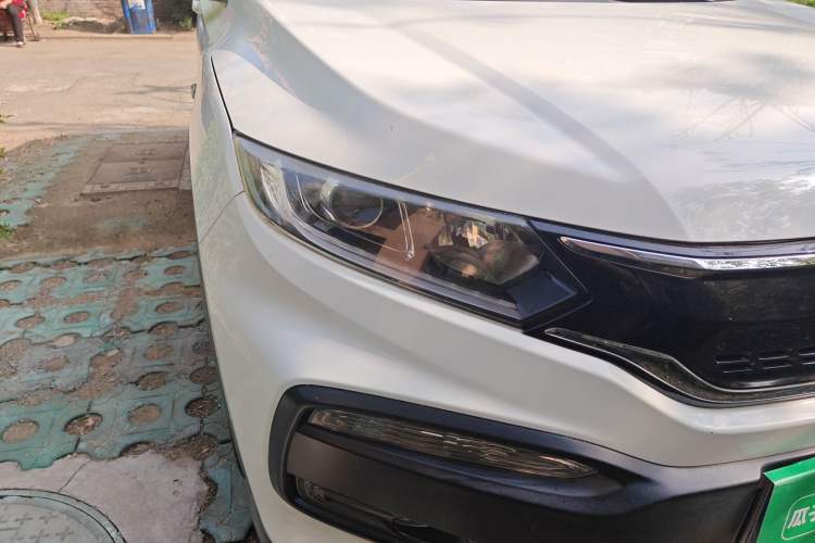 Used Honda XR-V 2015 1.8L EXi CVT Comfort Version Right Front Headlight