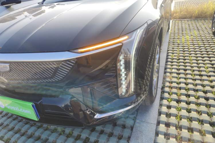 Used Cadillac OPTIQ 2024 Standard Range Version