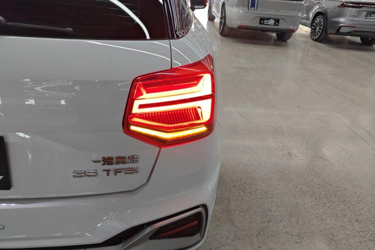 Used Audi Q2L 2022 35 TFSI Progressive Dynamic Edition
