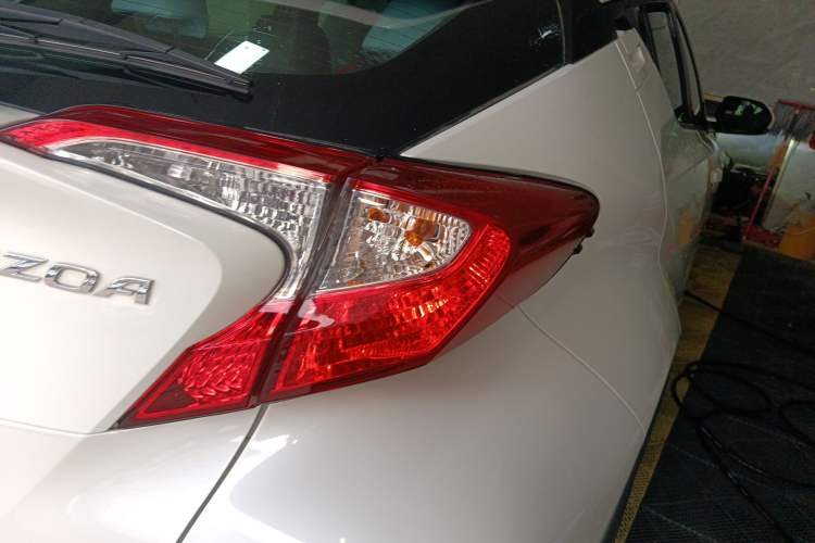 Used Toyota IZOA 2020 2.0L Yi Xiang CARE Exterior 3