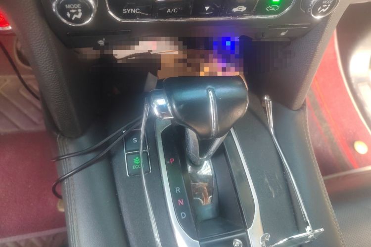 Used Honda UR-V 2017 240TURBO Two-Wheel Drive Luxury Edition China V
