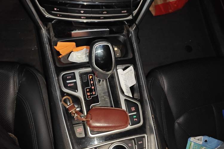 Used Geely Auto Emgrand GT 2017 2.4L Zunya Model Gear Lever