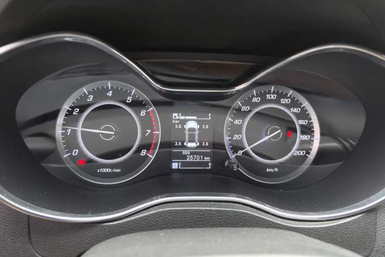 Used Baojun 560 2017 Rhythmic Edition 1.5T Manual Enjoyment Model
