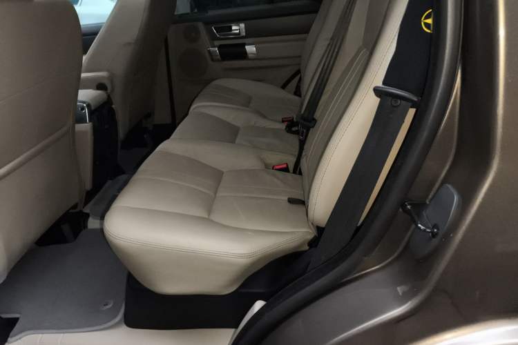 Used Land Rover Discovery 2012 5.0 V8 SE