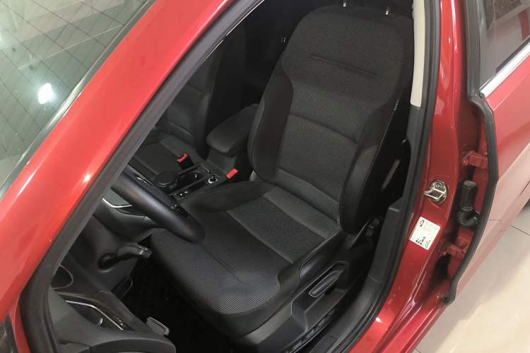 Used Volkswagen Golf 2018 230TSI Automatic Comfort Model
