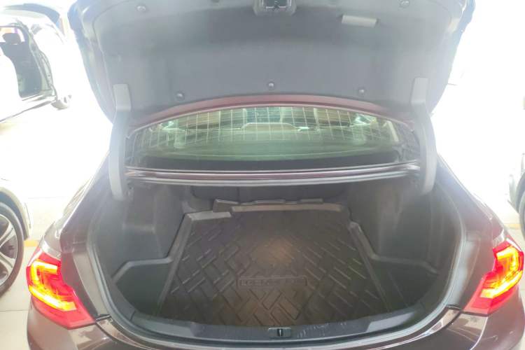 Used Buick LaCrosse 2016 28T Premium Edition