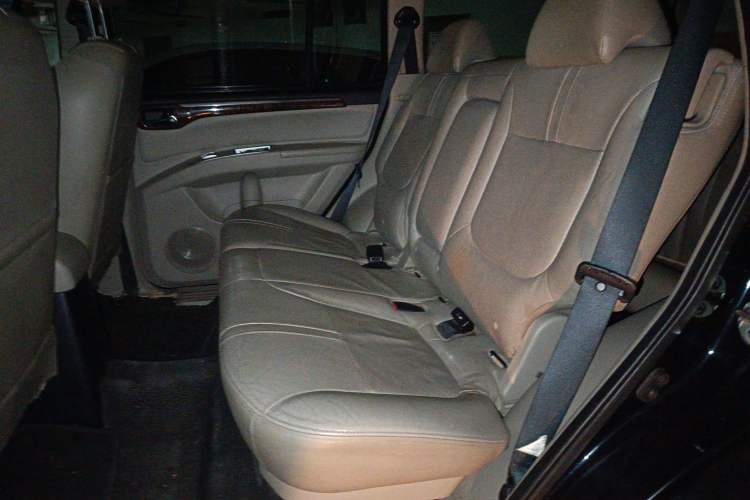 Used Mitsubishi Pajero Sport 2013 3.0L Automatic Two-Wheel Drive Luxury Edition Left Rear Seat