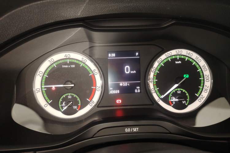 Used Skoda Karoq 2018 TSI280 Luxury Edition China VI Standard
