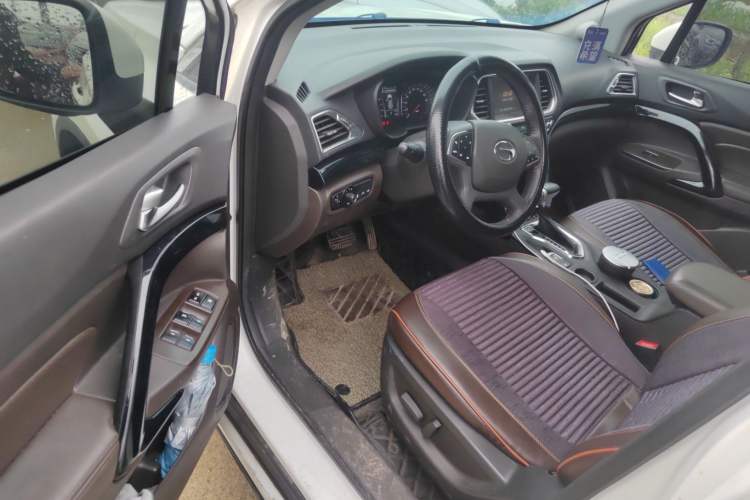 Used GAC Trumpchi GS4 2017 235T Automatic Two-Wheel Drive Luxury Smart Connectivity Version Driver Seat