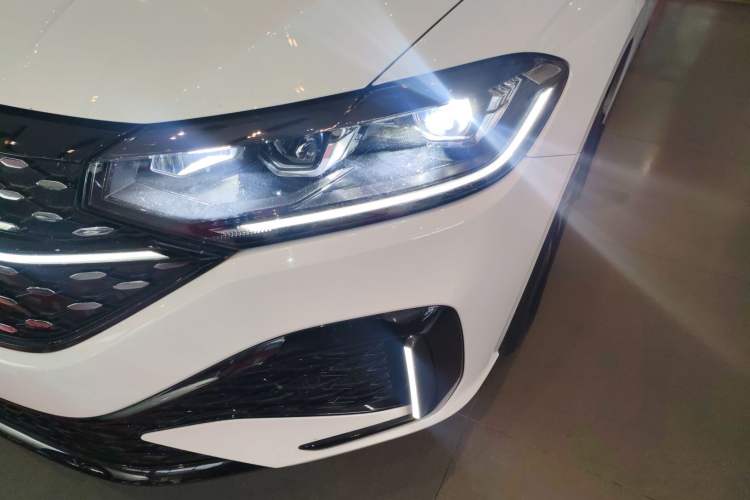 Used Volkswagen Lavida 2024 300TSI DSG Starry Sky Leading Edition
