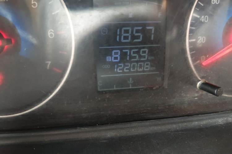 Used Dongfeng Fengon 330 2016 1.2L Manual Base Version DK12-07 Odometer Close Up