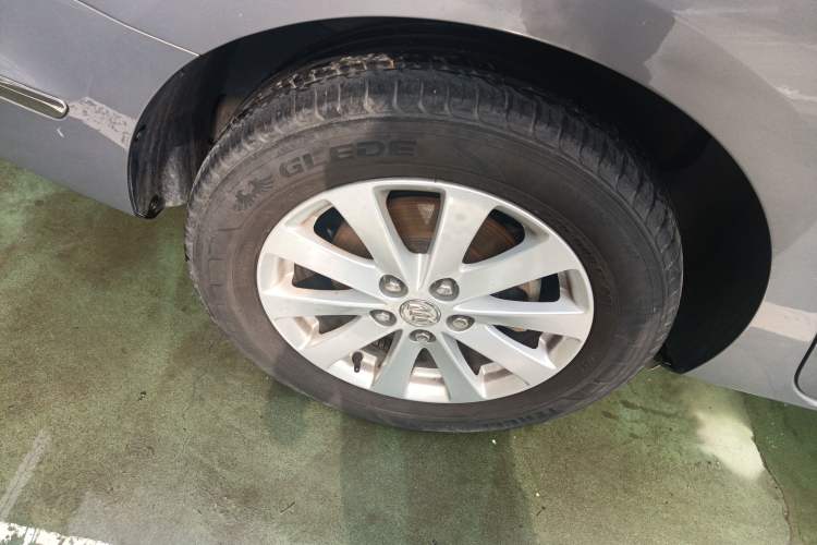 Used Buick GL8 2018 28T Luxury Model China VI Standard
