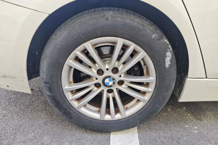 Used BMW 3 Series 2013 320Li Fashion Model Exterior 5