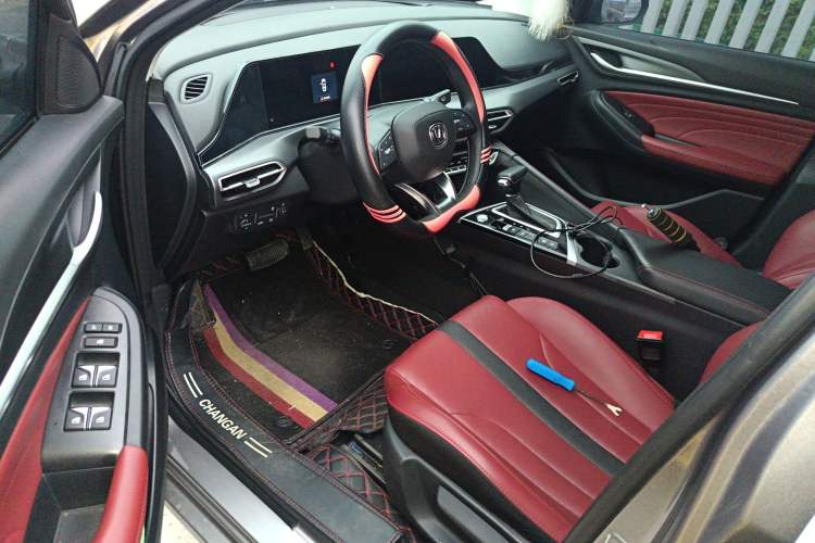 Used CHANGAN Eado 2021 PLUS Blue Whale NE 1.4T GDI DCT Prestige Model Driver Seat