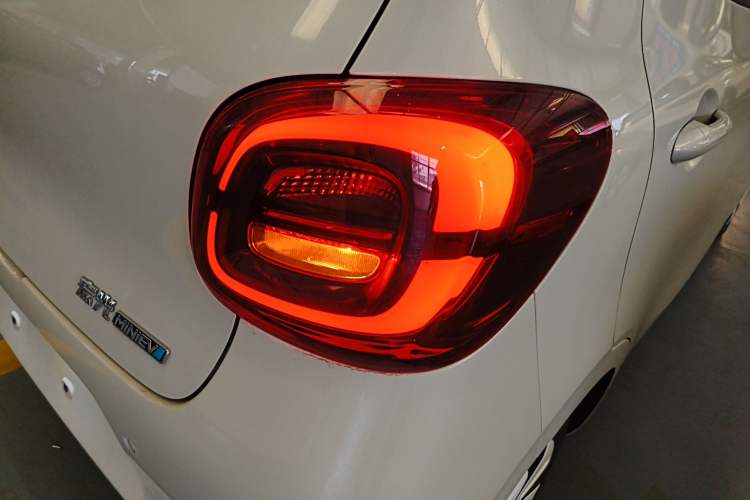 Used Wuling Hongguang MINIEV 2025 Four-Door Version Advanced Edition