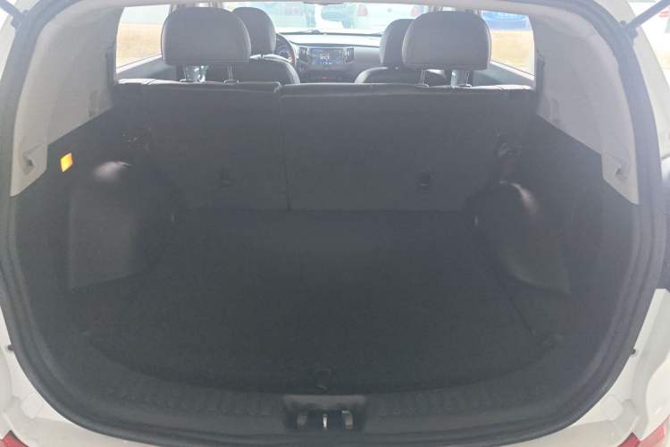 Used Kia Sportage R 2015 2.0L Automatic Two-Wheel Drive GLS