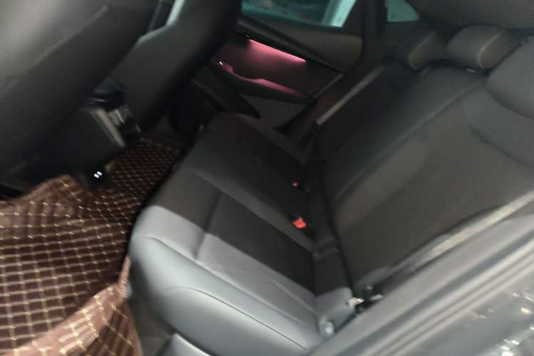 Used Volkswagen ID.UNYX 2024 Pro Long-Range Version Left Rear Seat