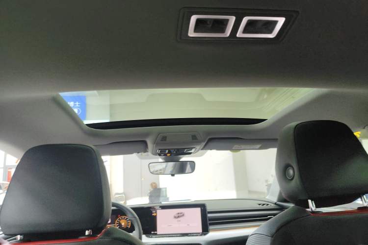 Used Volkswagen Lamando 2024 Lavida L 280TSI DSG Cool & Spicy Edition