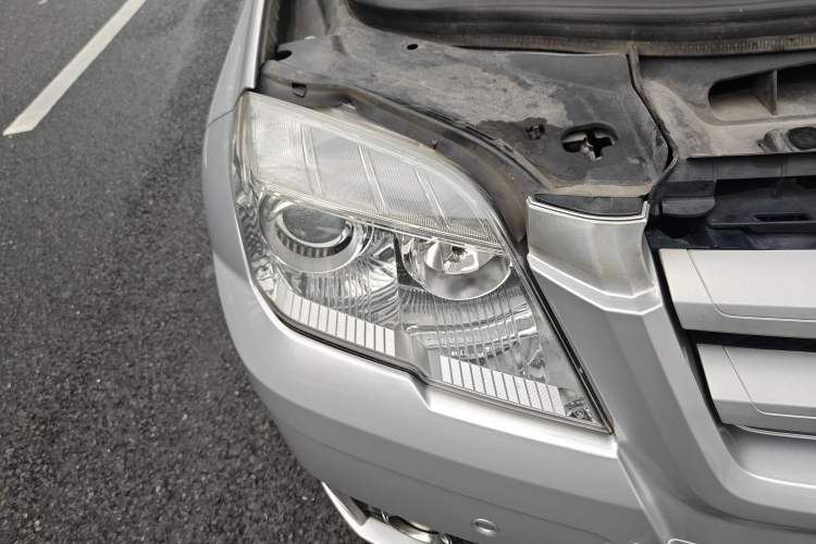 Used Mercedes-Benz GLK-Class 2011 GLK 300 4MATIC Dynamic Model
