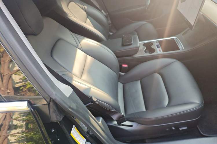 Used Tesla Model 3 (Import) 2019 Long-Range All-Wheel-Drive Version
