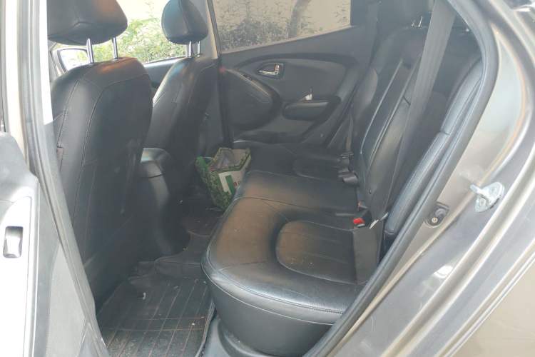 Used Hyundai ix35 2012 2.0L Automatic 4x4 Prestige Edition GLS
